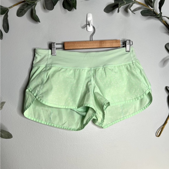 lululemon athletica Pants - Lululemon Size 8 Speed Up lined running shorts